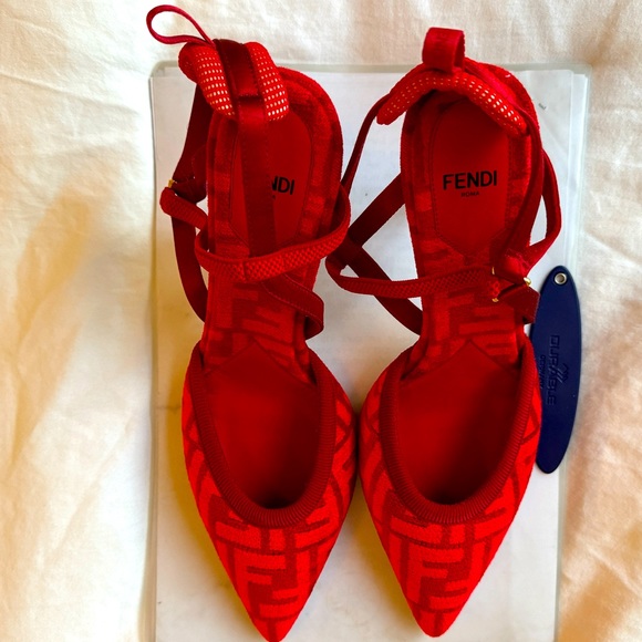 Fendi Shoes - Fendi
Colibri 85mm Mesh Slingback Pumps